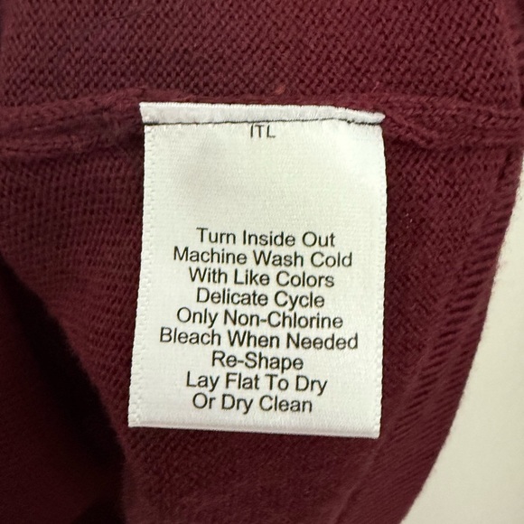 Jos. A. Bank Red Crewneck Sweater Classic Knit - Picture 3 of 4